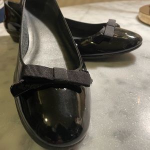 Stuart Weitzman Patent Black Flats